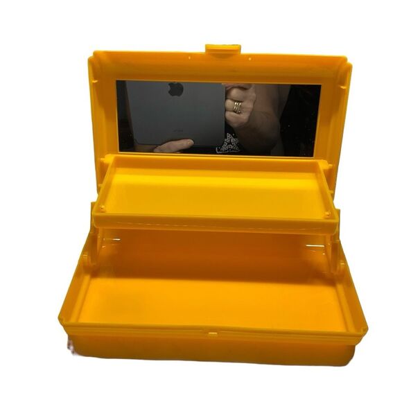 Caboodles Yellow Retro Take It Touch-Up Makeup Tote - Picture 7 of 10